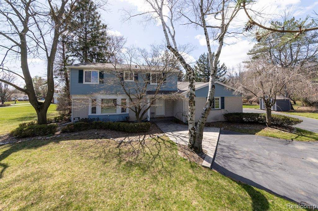 Farmington Hills, MI 48334,30643 S WENDYBROOK