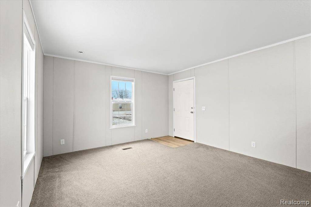 Farmington Hills, MI 48336,22600 MIDDLEBELT Road, Lot D-26