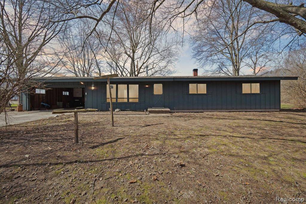 Almont Twp, MI 48003,7925 HOUGH Road