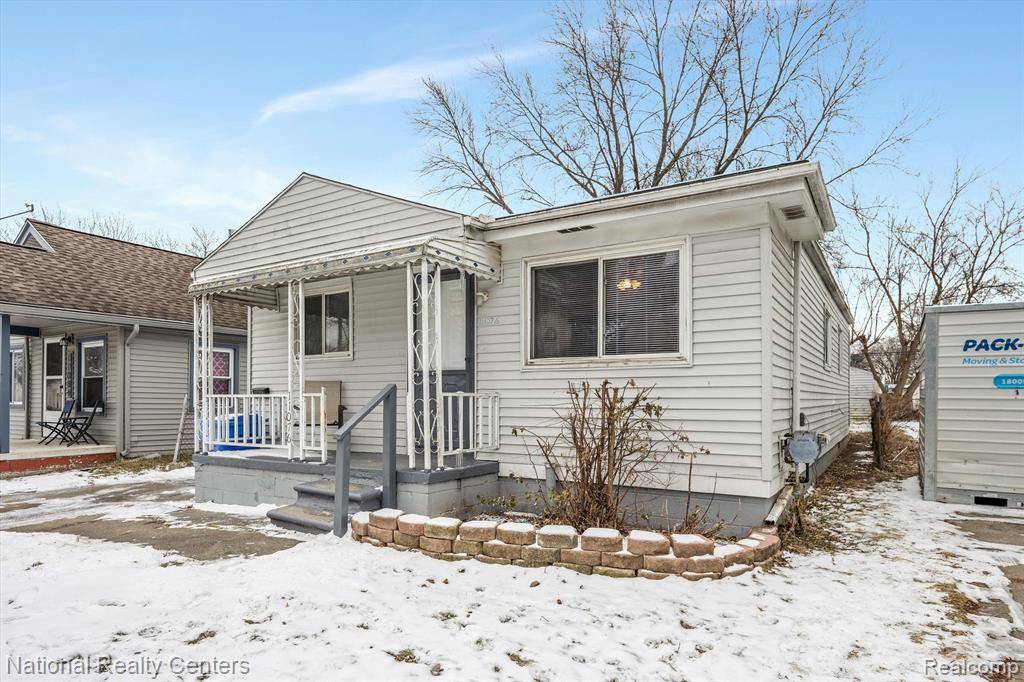 Warren, MI 48089,11076 ESSEX Avenue