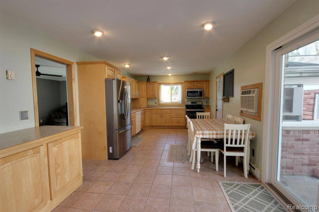 Washington Twp, MI 48095,64050 LIMERICK Lane