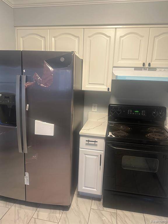 Farmington Hills, MI 48336,22800 PURDUE Avenue