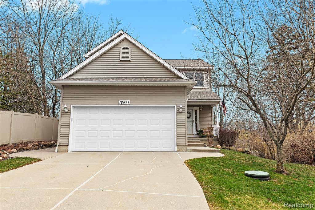 Fenton, MI 48430,18477 PELLETT Drive