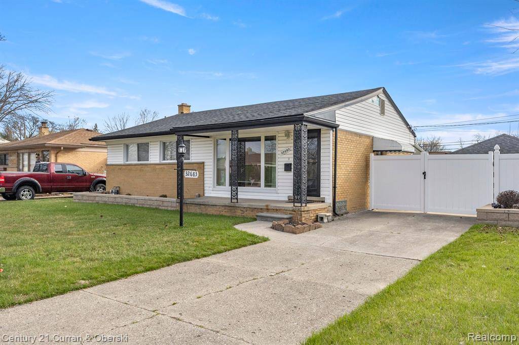 Garden City, MI 48135,32683 JAMES Street