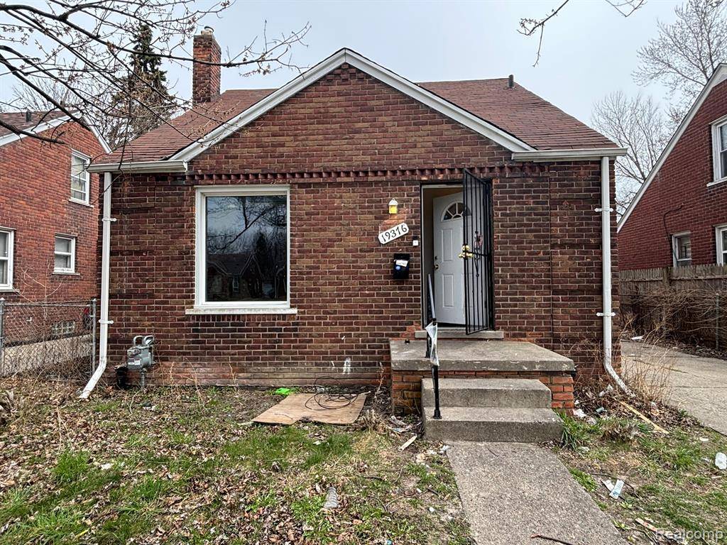Detroit, MI 48205,19376 HAMBURG Street
