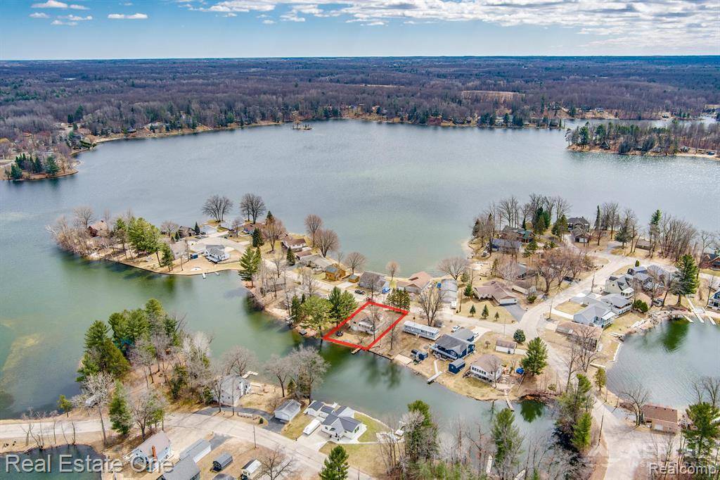 Churchill Twp, MI 48661,1975 SENECA Trail