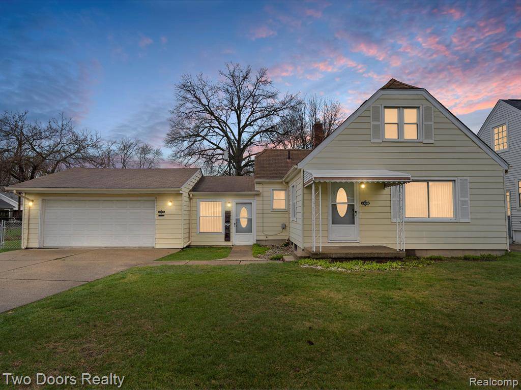 Hazel Park, MI 48030,23385 TAWAS Avenue