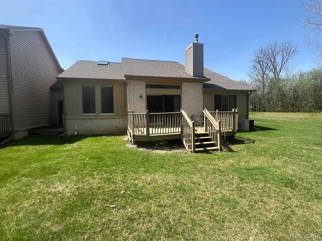 West Bloomfield Twp, MI 48322,7355 SHERWOOD CREEK