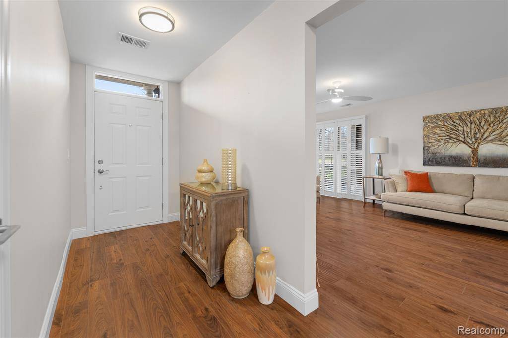 Oakland Twp, MI 48306,3498 Tremonte Circle N