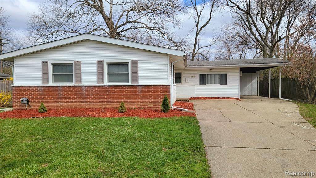 Southfield, MI 48076,29145 CANDLEWOOD Lane