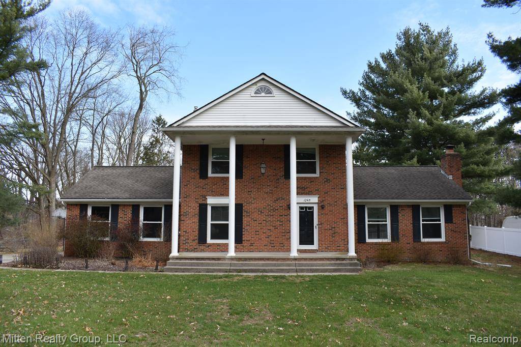 Walled Lake, MI 48390,1245 WANDA Street