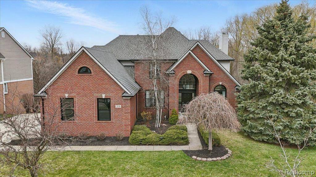 West Bloomfield Twp, MI 48322,7076 YARMOUTH Drive