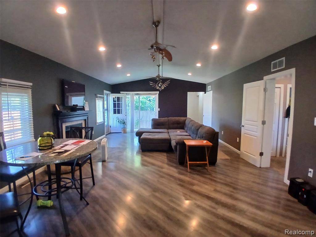 Clinton Twp, MI 48035,20446 WILLIAMSON Street