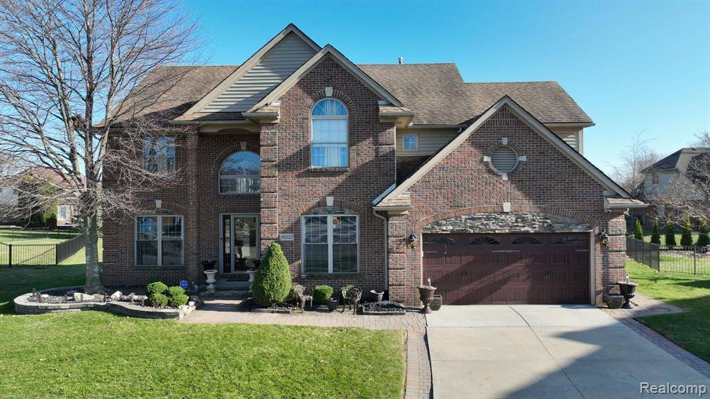 Harrison Twp, MI 48045,39222 WORTHINGTON