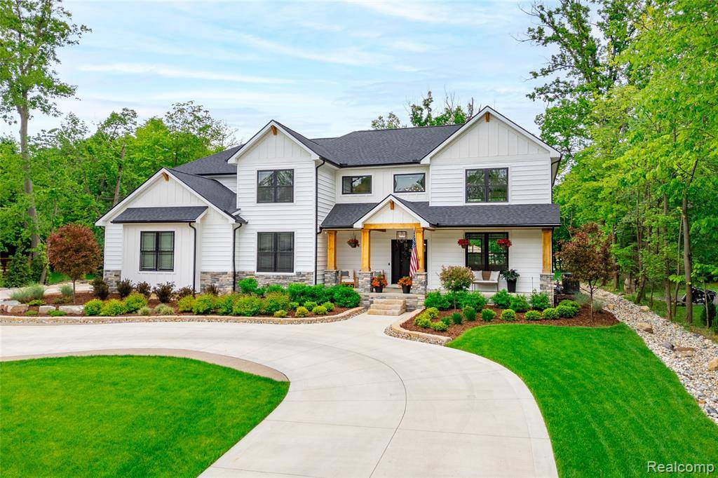 Grosse Ile Twp, MI 48138,21907 WESTCROFT Drive
