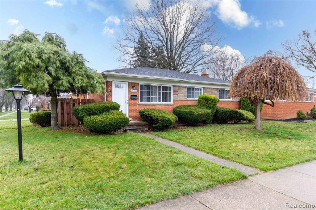 Warren, MI 48089,26160 DOVER Avenue
