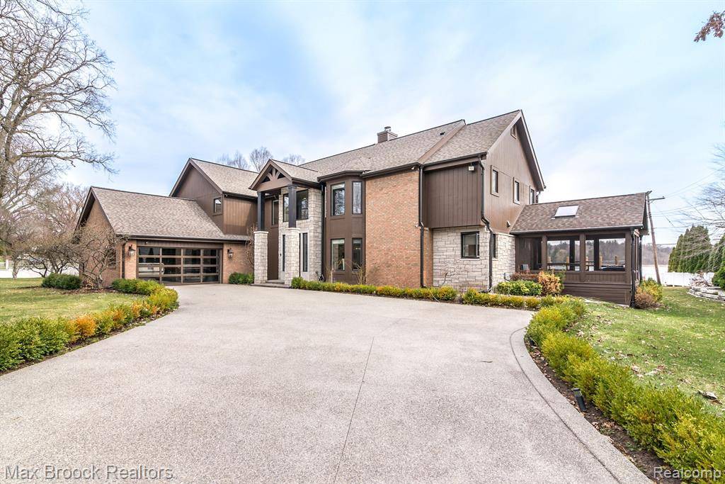 Bloomfield Twp, MI 48302,3403 CHICKERING Lane