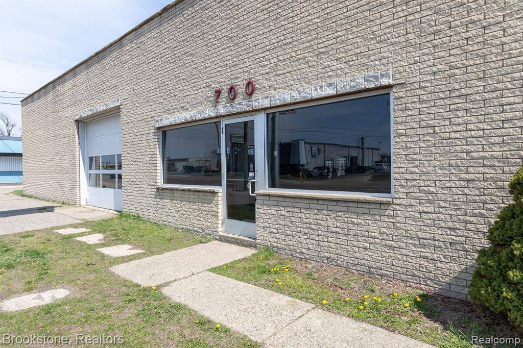 Pontiac, MI 48340,700 CESAR E CHAVEZ Avenue