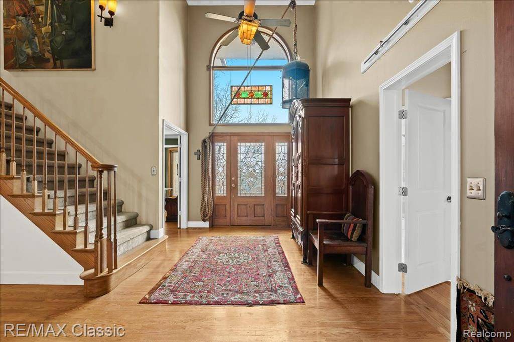 Commerce Twp, MI 48382,5721 CORALWOOD Court