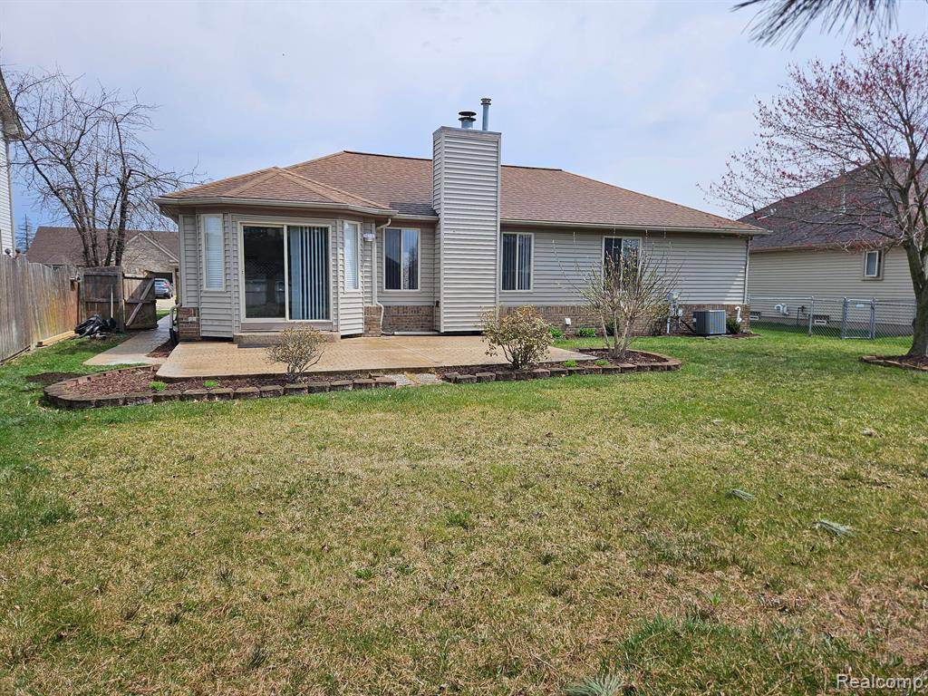 Chesterfield Twp, MI 48047,52913 CROSS CREEK Drive