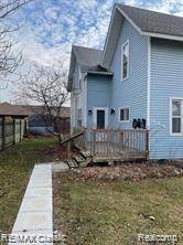 South Lyon, MI 48178,124 N WARREN Street