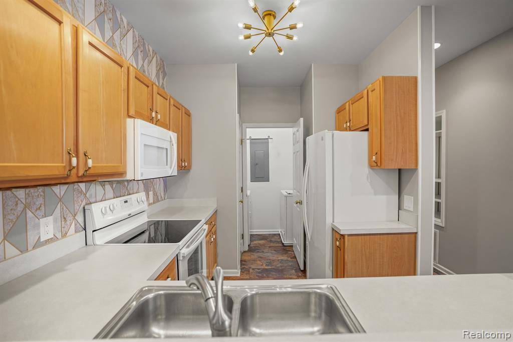 Grand Blanc Twp, MI 48439,10025 Sunrise Drive