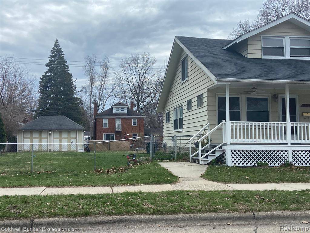 St. Clair Shores, MI 48080,22106 AVALON Street