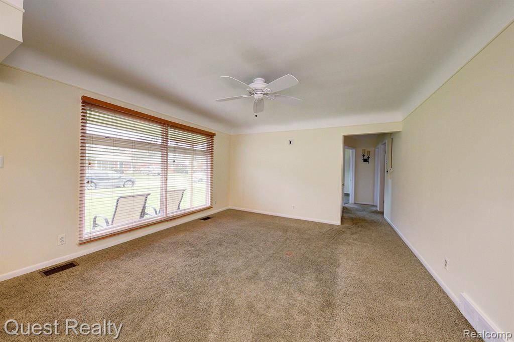Redford Twp, MI 48239,15122 SALEM