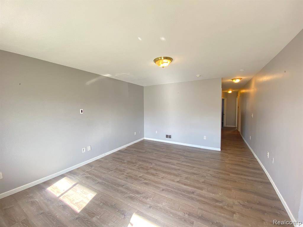Taylor, MI 48180,5951 HURON Street