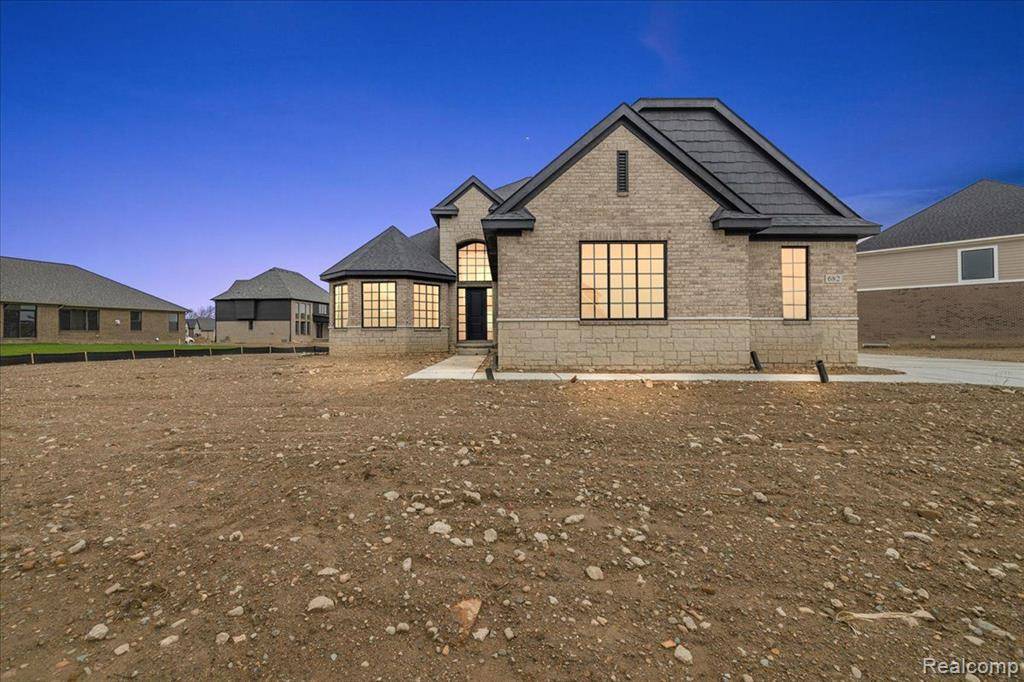 Oxford Twp, MI 48371,682 Westlake Avenue