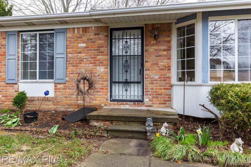 Grand Blanc Twp, MI 48439,6051 HOMESTEAD