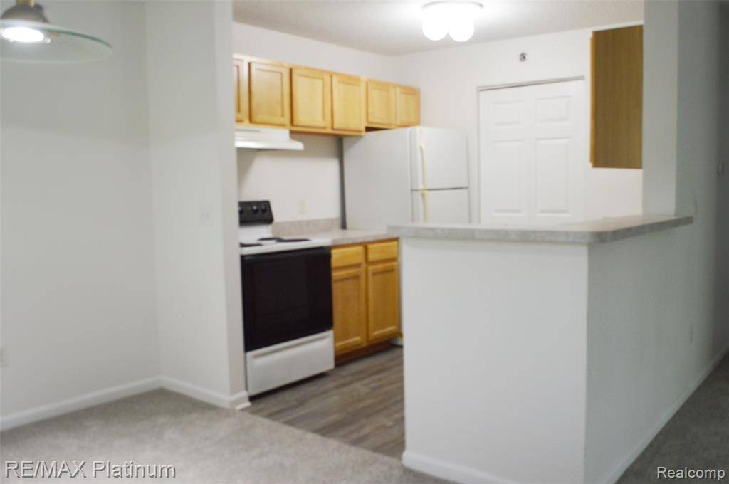 Grand Blanc Twp, MI 48439,12201 PINEHURST Lane