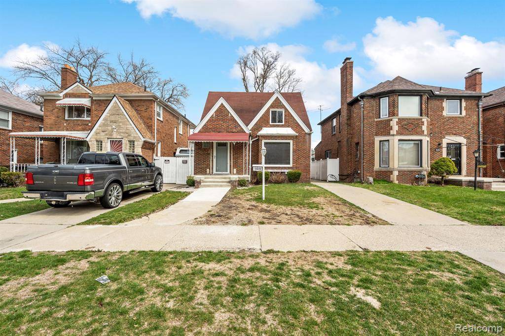 Detroit, MI 48221,18696 CHERRYLAWN Street