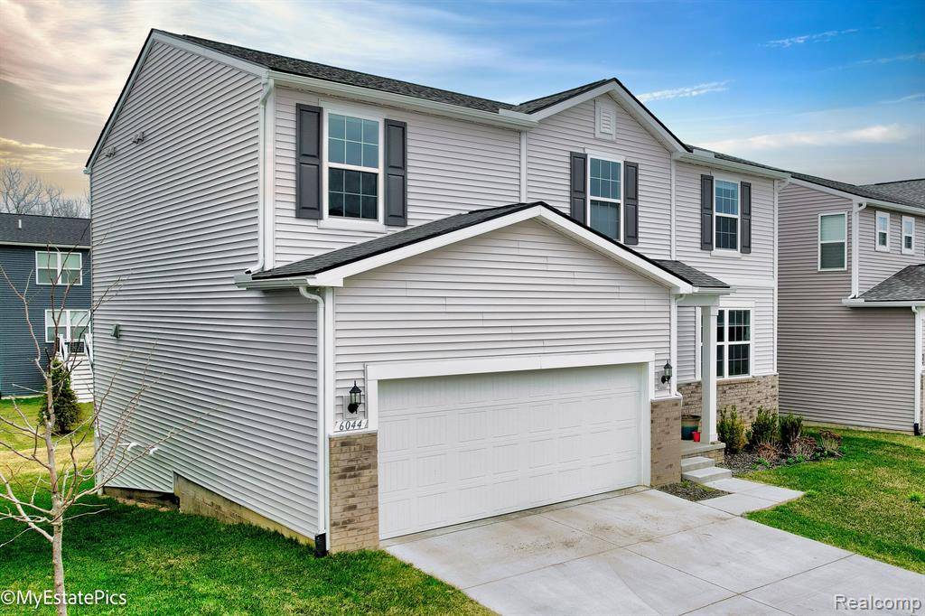 South Lyon, MI 48178,6044 FIELDSTONE Circle