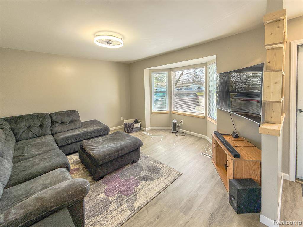 Mundy Twp, MI 48473,5505 FLORIA Drive