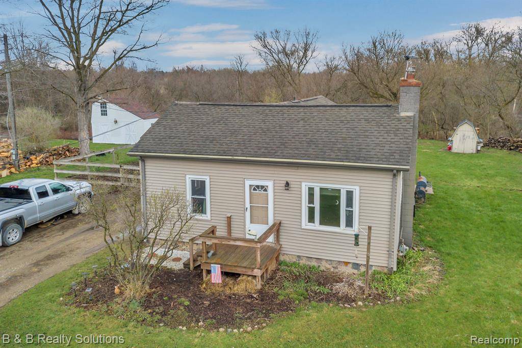 Lapeer Twp, MI 48446,1343 PEPPERMILL Road