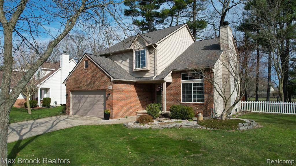 Orion Twp, MI 48359,2874  Regency  Drive