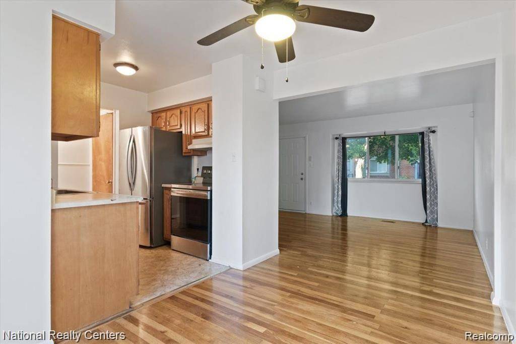 Roseville, MI 48066,25711 Salem