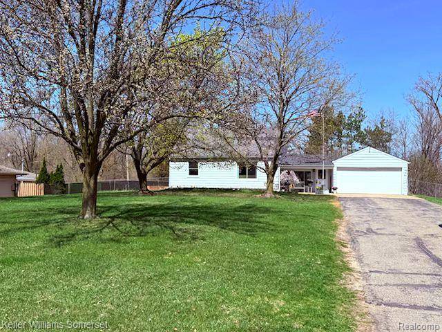 West Bloomfield Twp, MI 48324,5900 COMMERCE Road