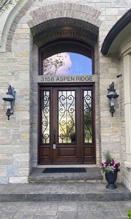 Genoa Twp, MI 48843,3158 ASPEN RIDGE Court