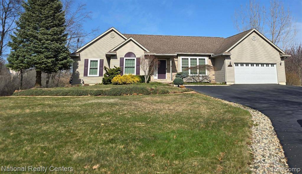 Milford Twp, MI 48380,1664 S CREEK Drive