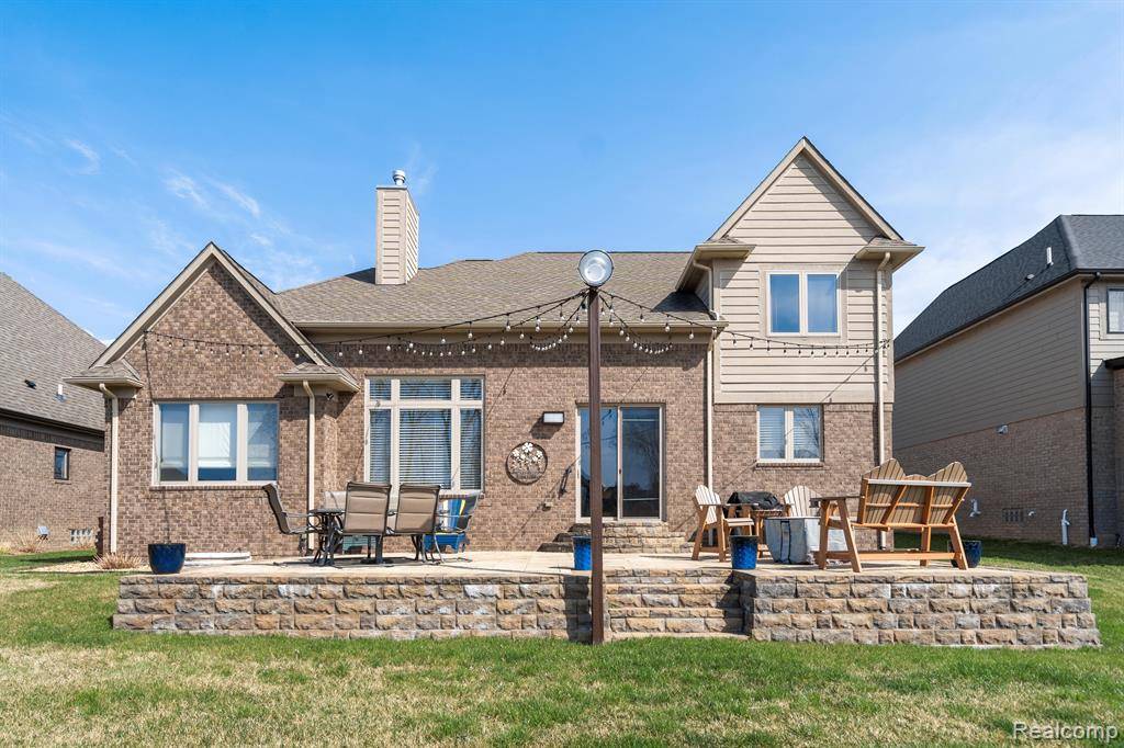 Shelby Twp, MI 48316,54623 LAWSON CREEK Drive