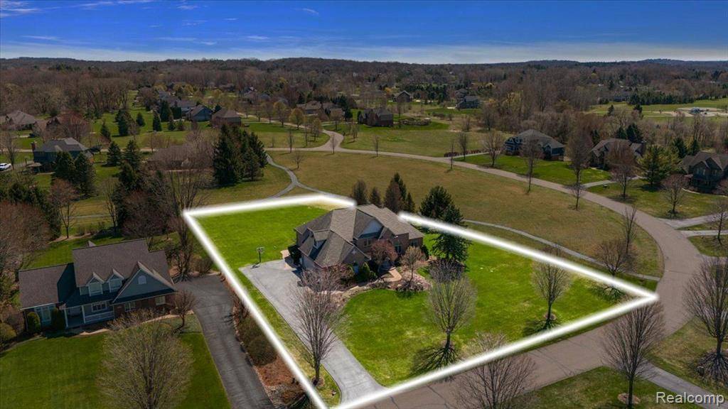 Springfield Twp, MI 48348,8449 S SHORE Drive