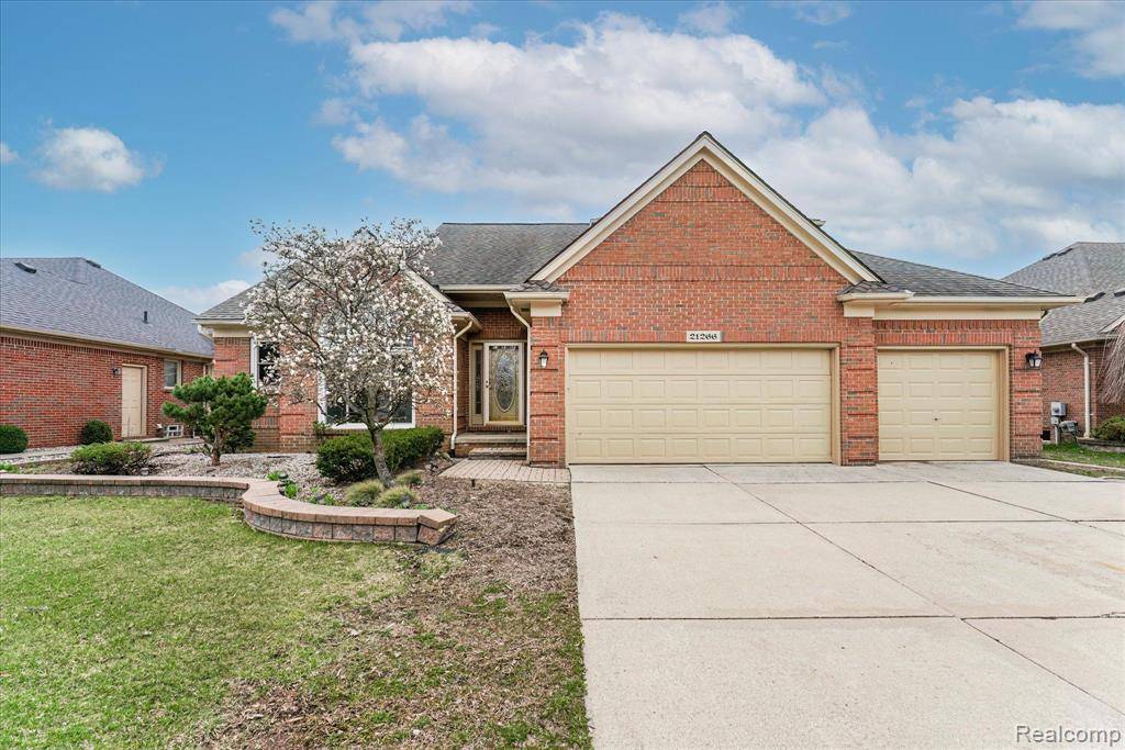 Macomb Twp, MI 48044,21266 SUMMERFIELD Drive