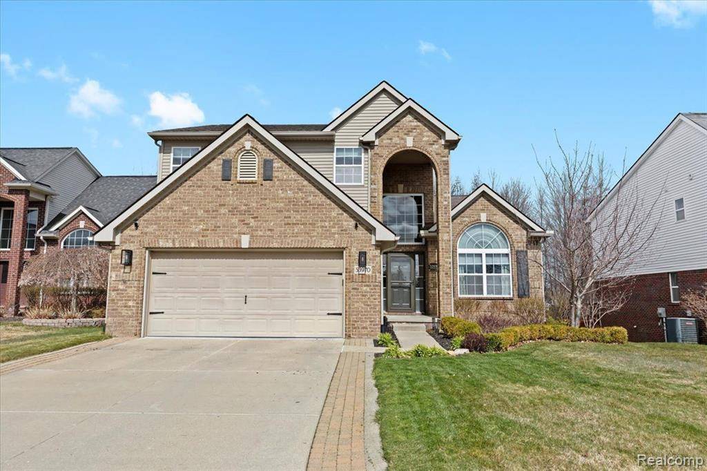 Lyon Twp, MI 48178,53970 SPRINGWOOD Drive