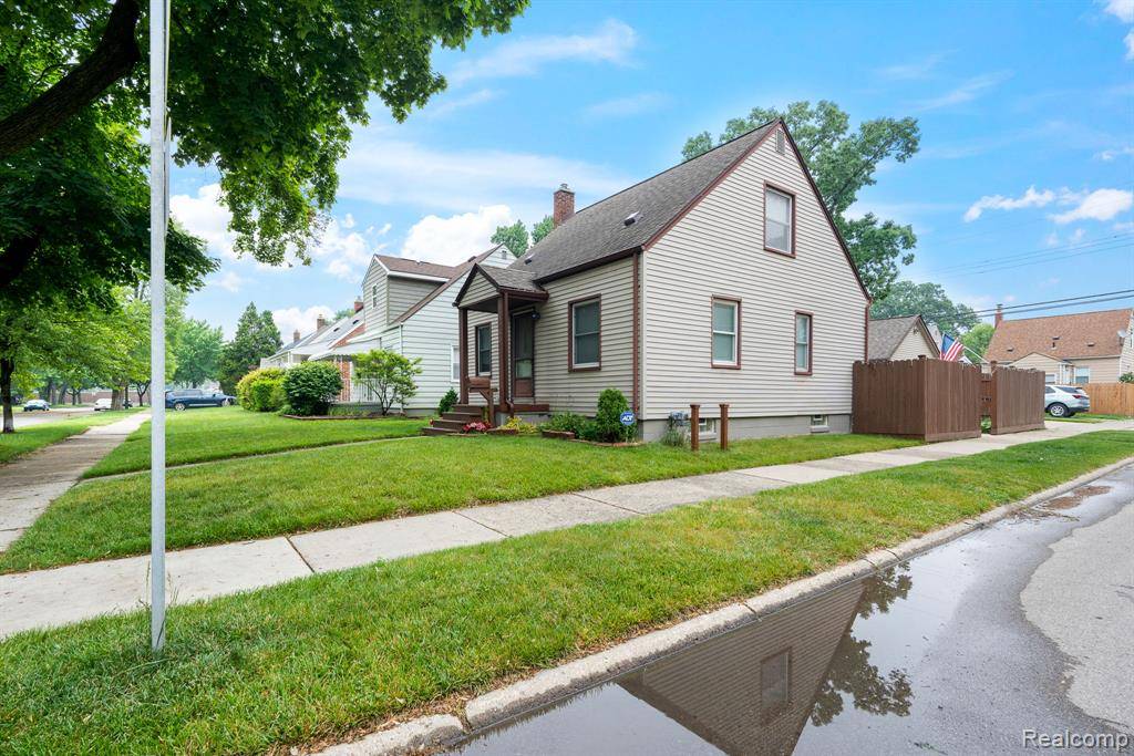 Ferndale, MI 48220,3260 KENWOOD Street