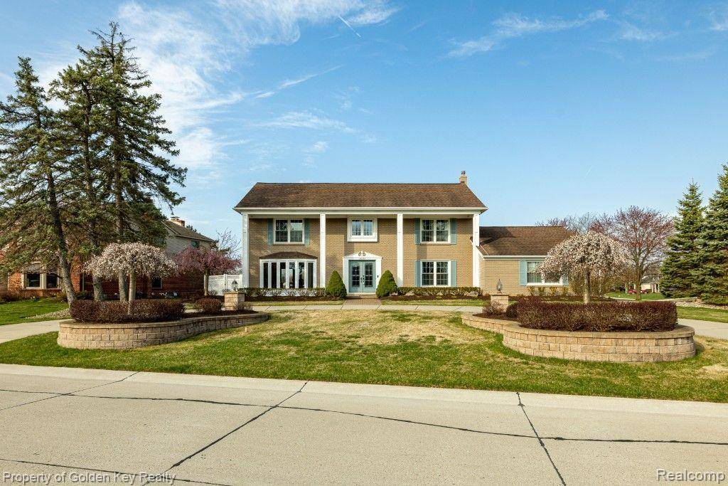 Farmington Hills, MI 48335,36177 Old Homestead Drive