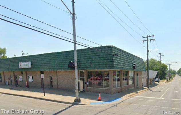 Lapeer, MI 48446,4 E NEPESSING Street