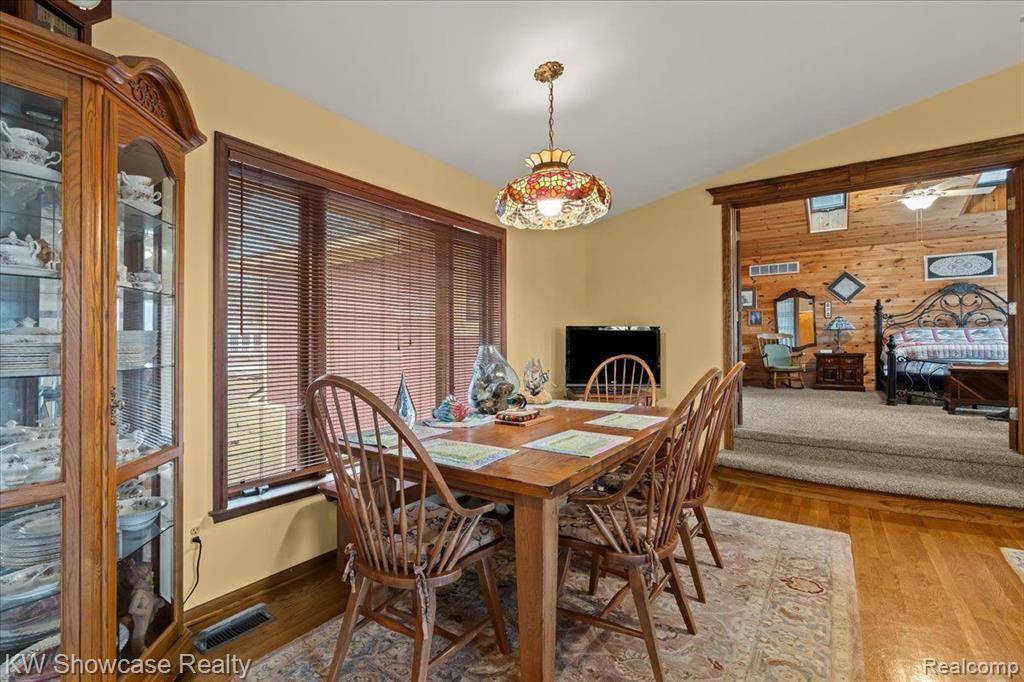 West Bloomfield Twp, MI 48324,2745 LARI Court
