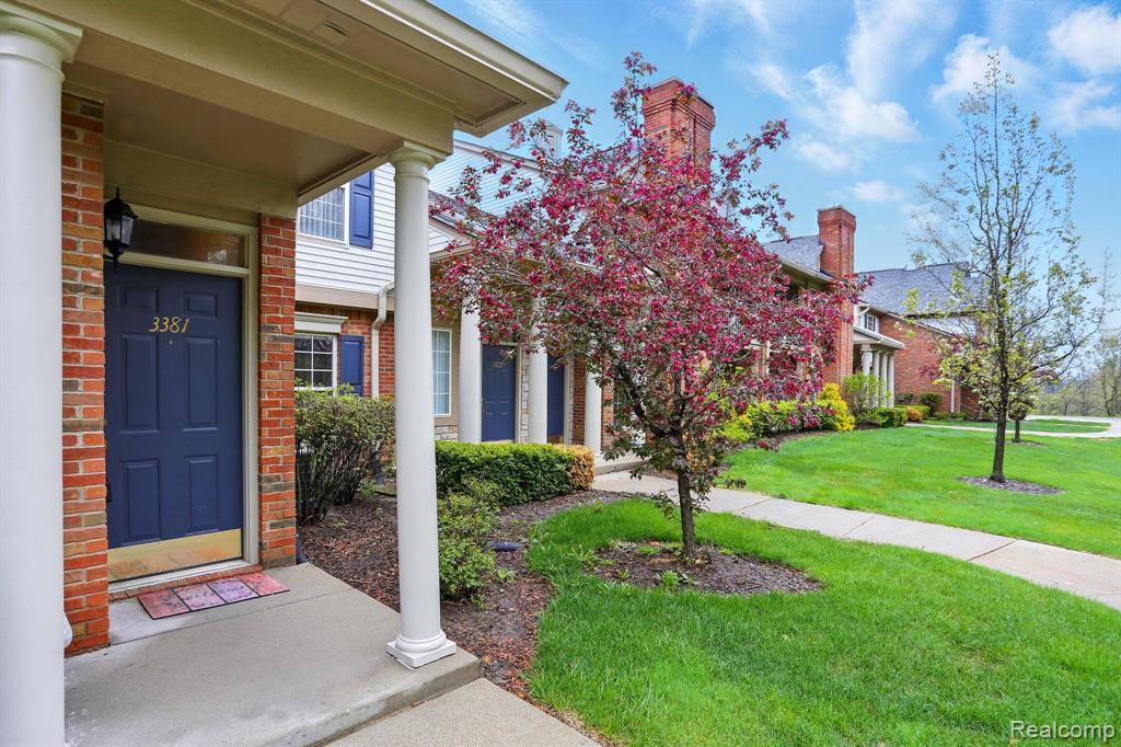 Oakland Twp, MI 48306,3381 Tremonte Circle S Unit 210